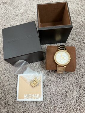 Michael Kors Parker MK5780 gold-tone stainless steel women's watch